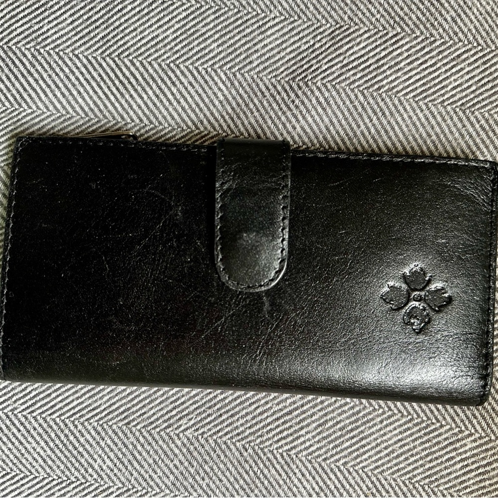 Patricia Nash Black Leather Wallet